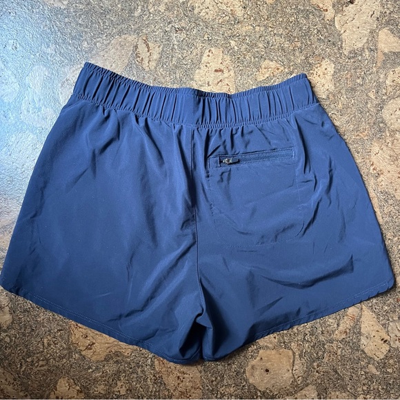 ALL IN MOTION NAVY SHORTS - Picture 4 of 4